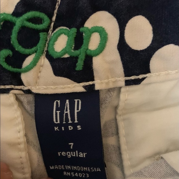 Gap Shorts Girls• SZ 7 - Picture 2 of 2